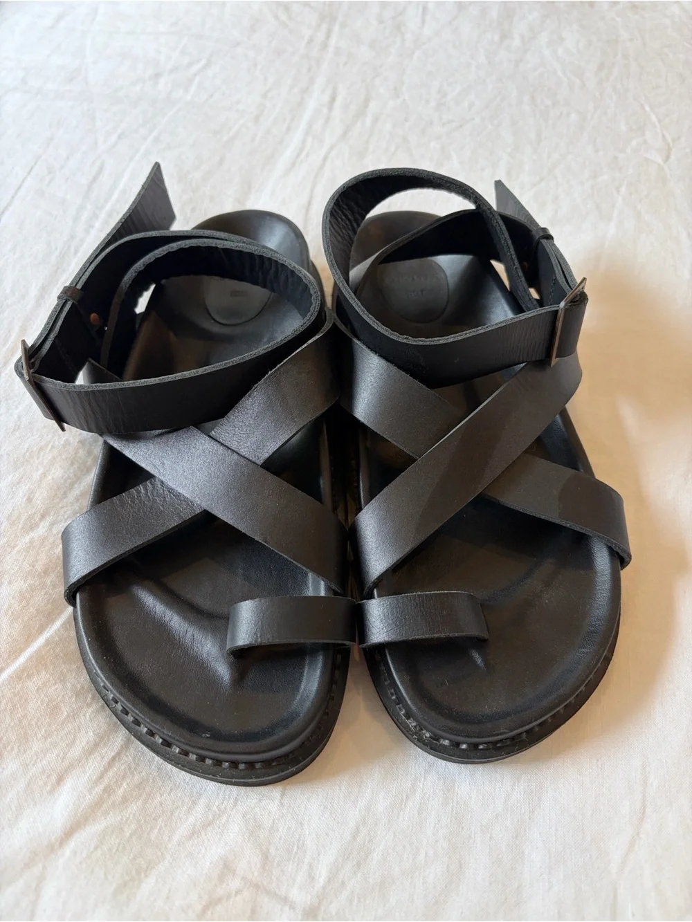 DISSH Black Leather Cross-Strap Sandals